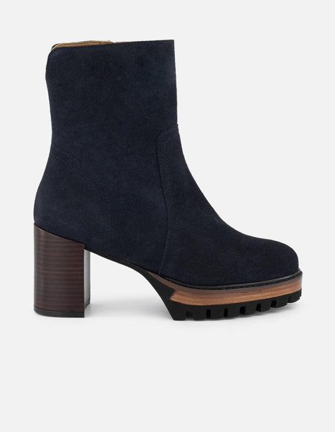 Botines azul ante de mujer suela tipo combat ultraligera