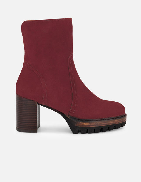 Botines color vino ante para mujer con suela ultraligera