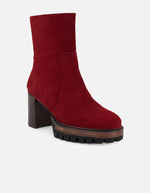 Botines color vino ante para mujer con suela ultraligera
