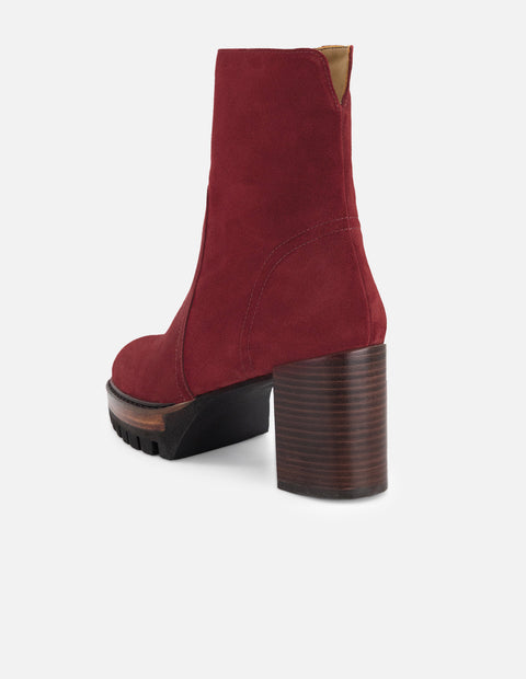 Botines color vino ante para mujer con suela ultraligera
