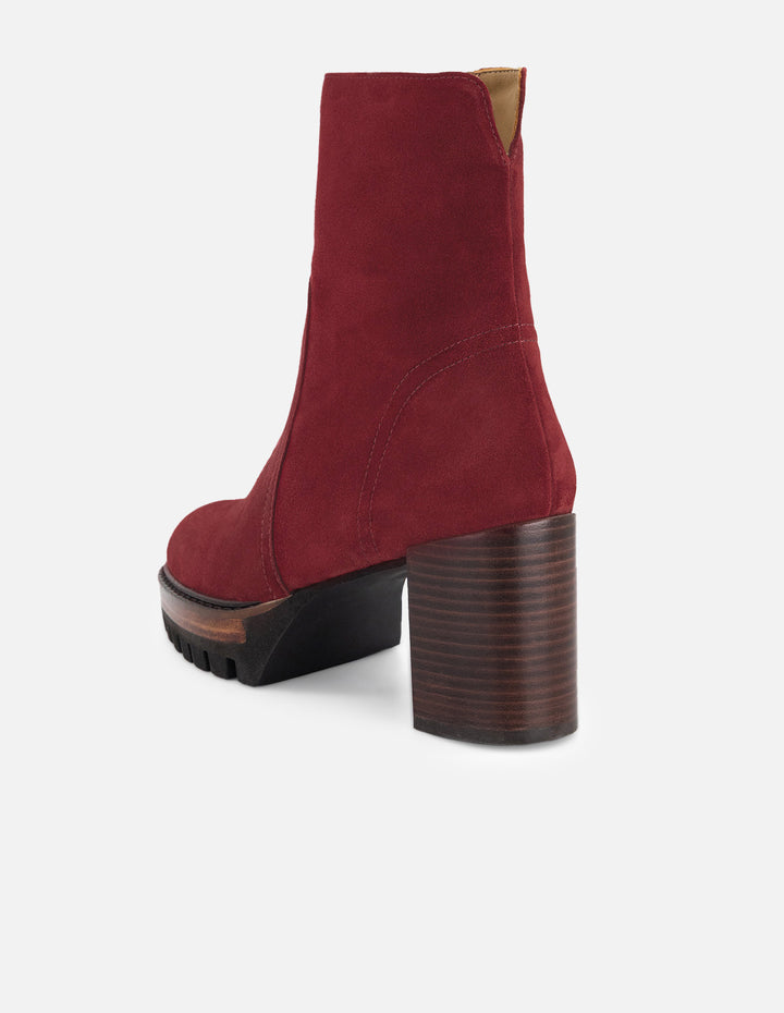 Botines color vino ante para mujer con suela ultraligera