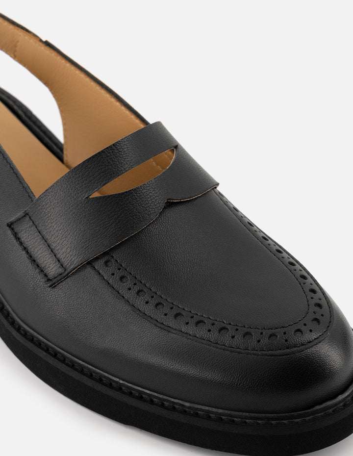 Mocasines de piel para mujer color negro destalonado