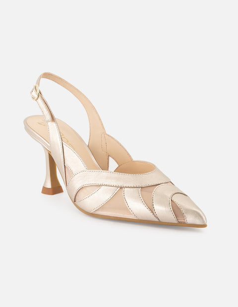 Zapatilla de piel metalizada para mujer color nude con detalles de rejilla