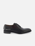 Oxford de piel color negro con detalles en grabado tipo tejus y florantik para hombre.
