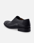 Mocasín slip on de piel color negro para hombre