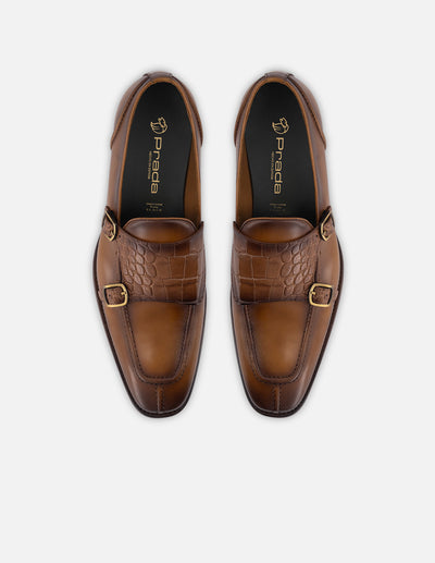 Monk en piel color cuero con hebillas y sombreados en aerografo para hombre