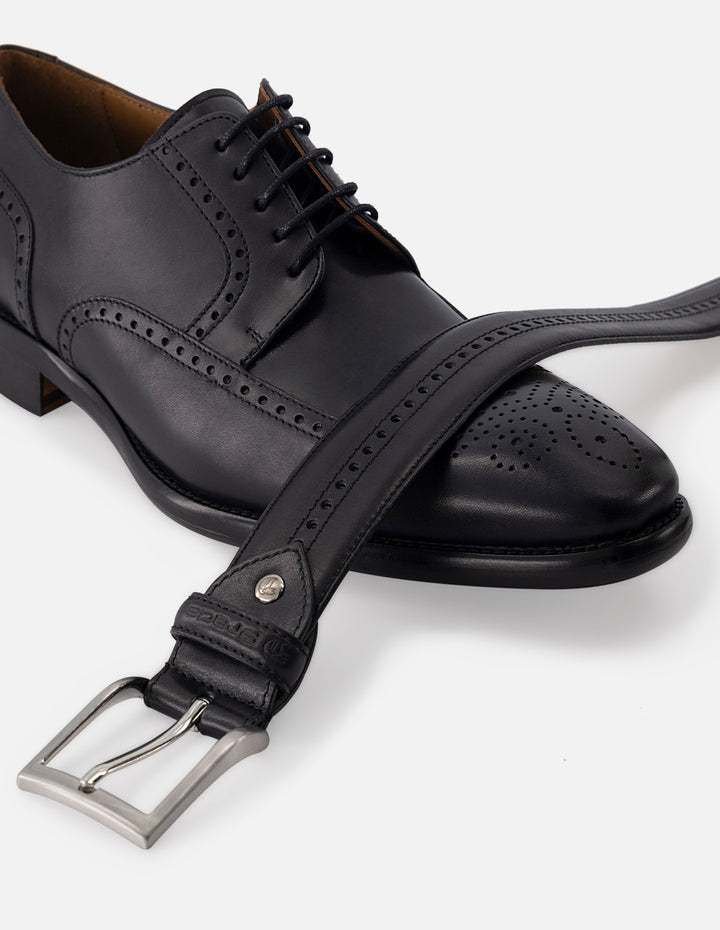 Blucher de piel color negro con picado María para hombre