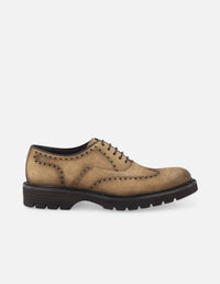 Oxford en piel ante color beige oscurecida con aerógrafo para hombre
