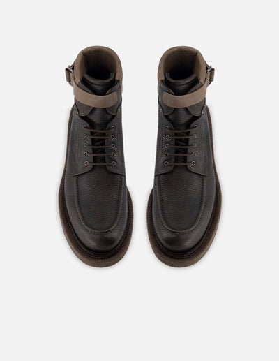 Botin de cordones en piel napa color kaki con detalles de ensombrecidos para hombre