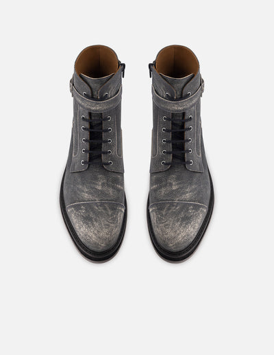 Botin de cordones en piel napa color lodo con detalles de ensombrecido para hombre