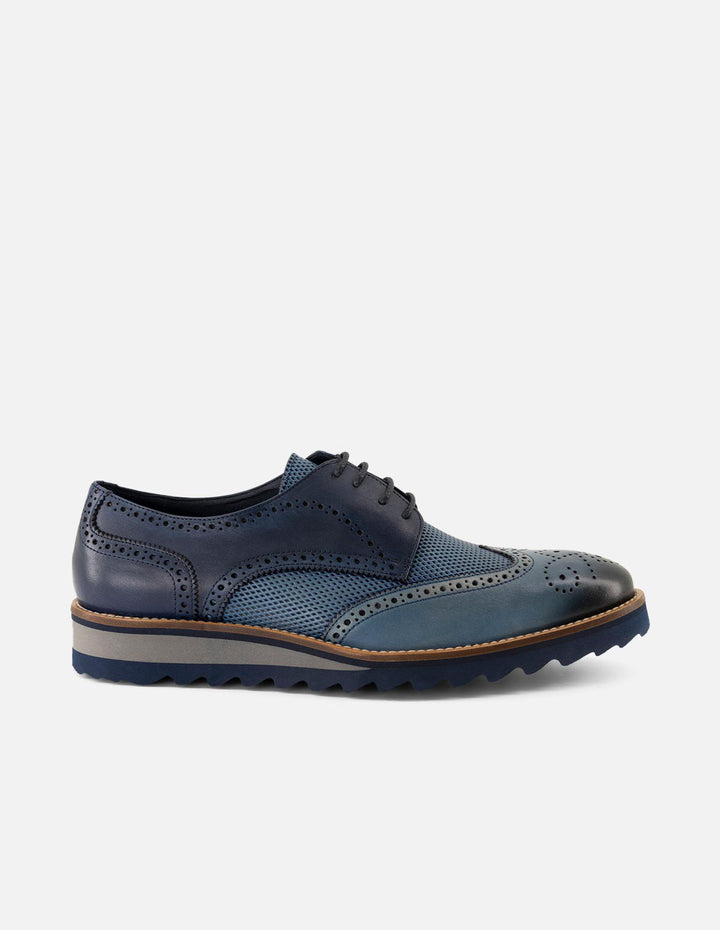 Blucher en piel napa color azul con sombreado y  picado María para hombre