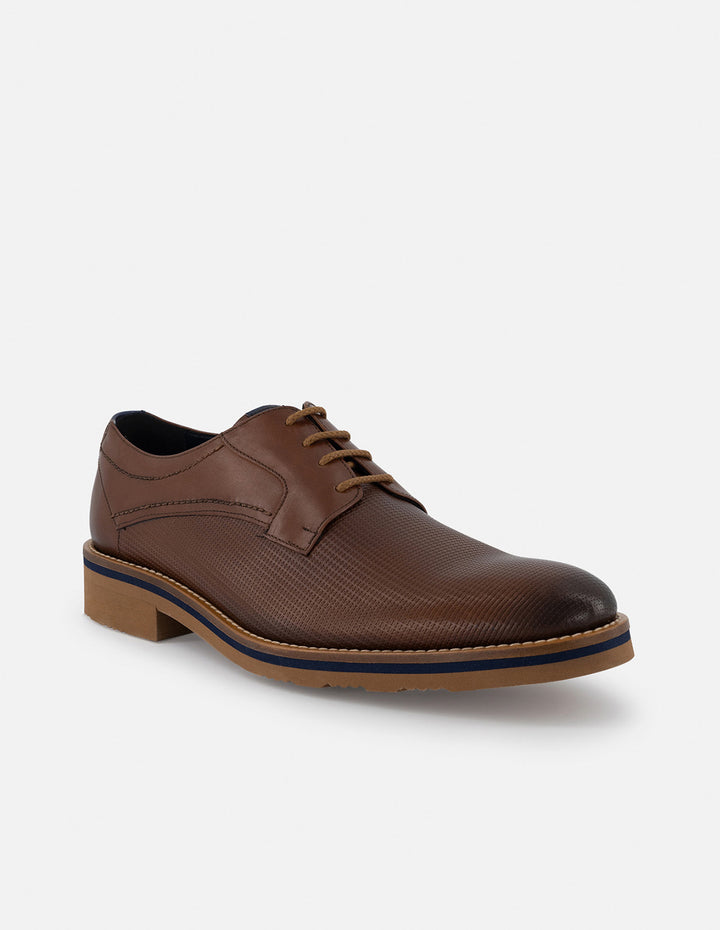 Blucher en piel napa picada color cuero para hombre