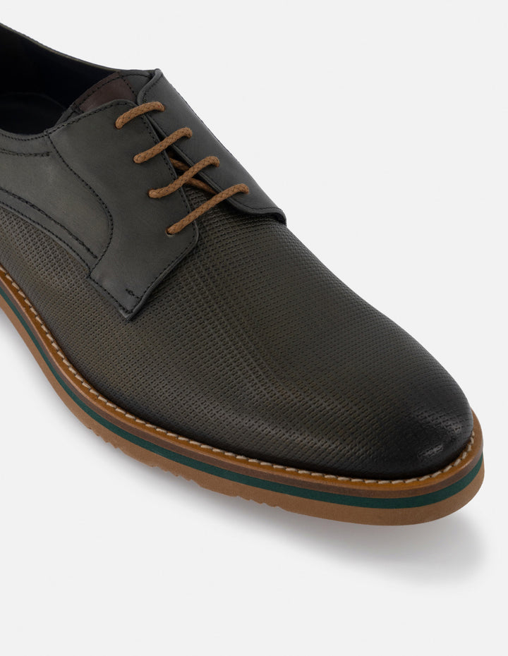 Blucher en piel napa picada color verde para hombre