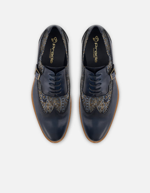 Oxford en piel napa color azul con textil pasley para hombre