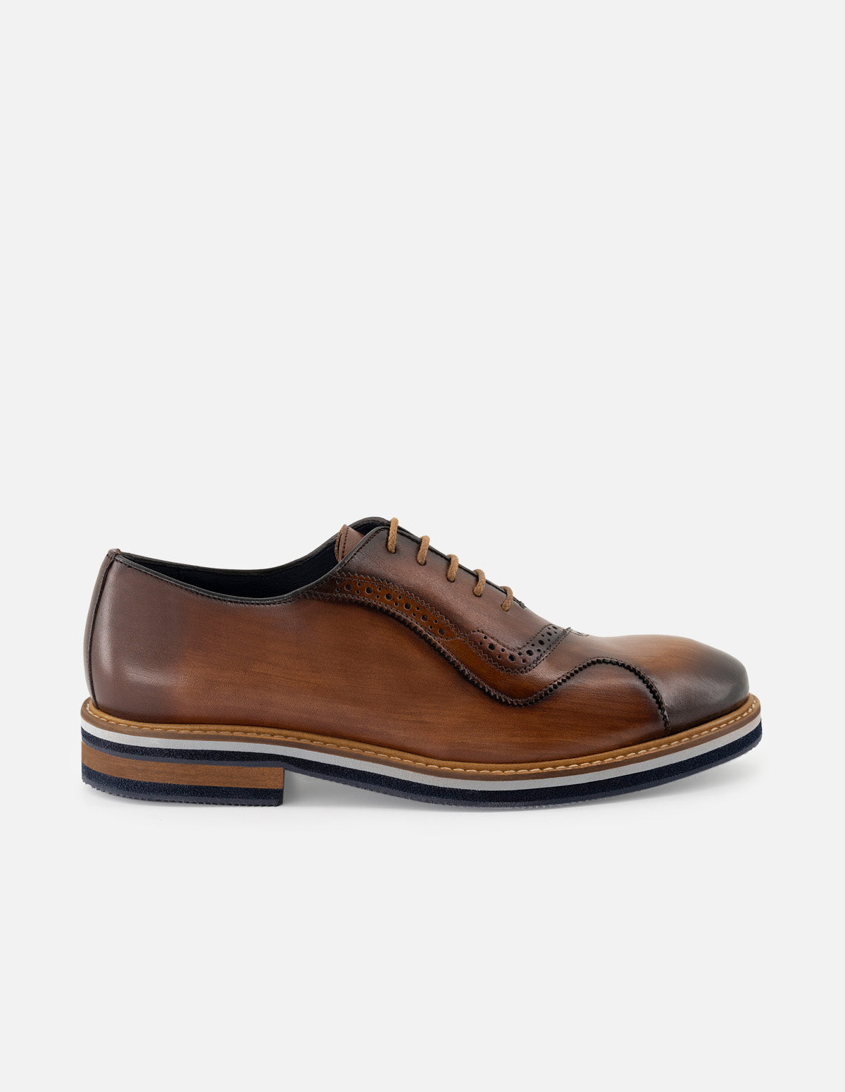 Oxford en piel napa color caoba para hombre