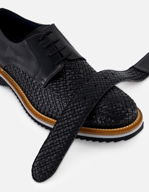 Zapato Blucher negro con piel trenzada para hombre