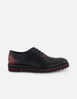 Zapato Oxford negro en piel para hombre con contraste vino