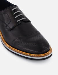 Zapato Blucher negro en piel para hombre con suela de goma