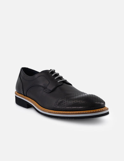 Zapato Blucher negro en piel para hombre con suela de goma