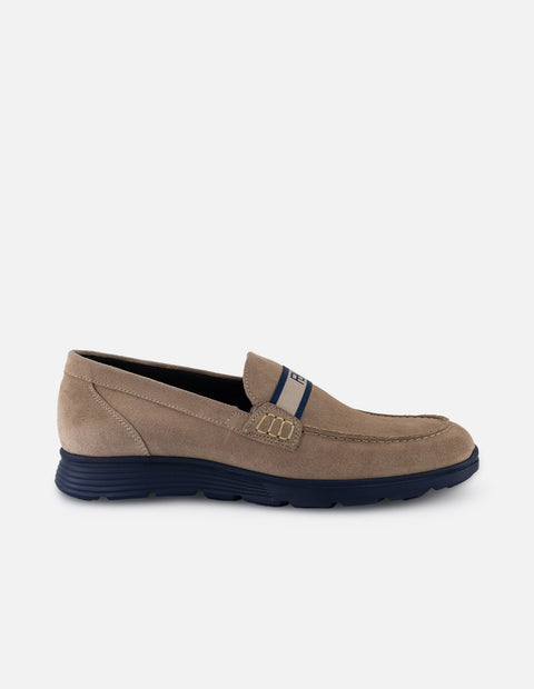 Mocasines beige con contraste azul y suela ultraligera para hombre