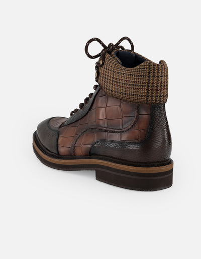 Botines café para hombre con combinación de piel tipo coco y textil