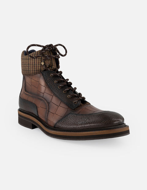 Botines café para hombre con combinación de piel tipo coco y textil