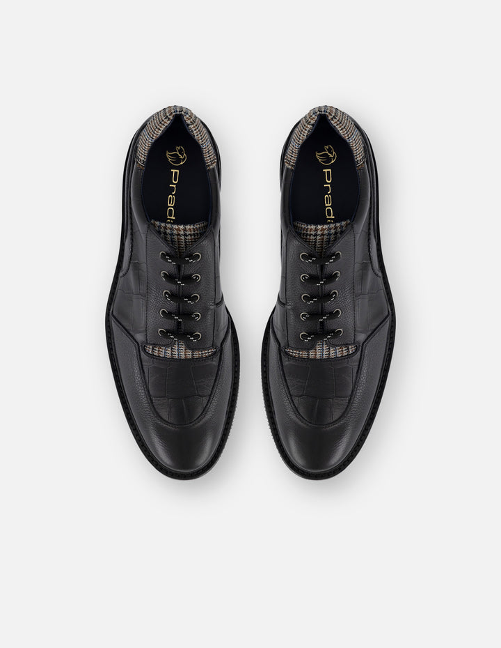 Zapato Blucher negro de piel coco y detalles en textil