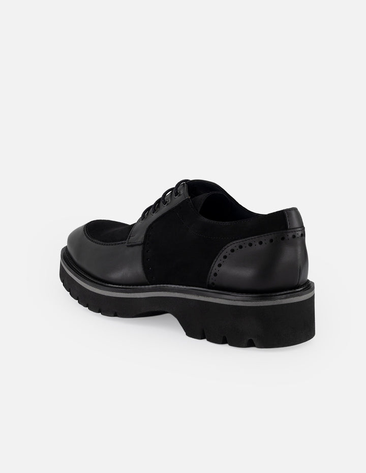 Zapato blucher negro de piel con suela comfort light