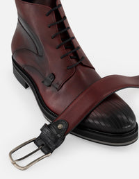 Botines vino de piel con detalle coco negro para hombre