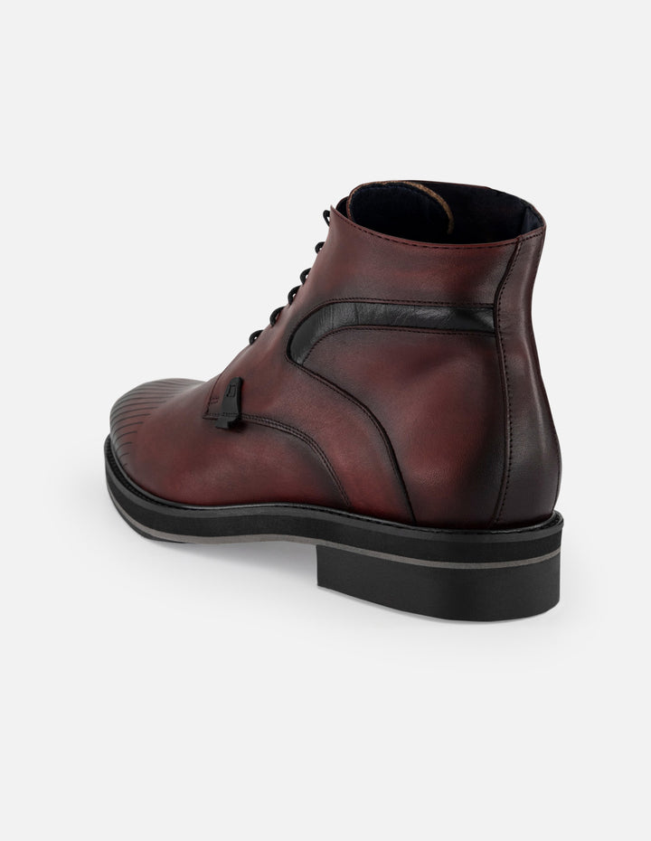 Botines vino de piel con detalle coco negro para hombre