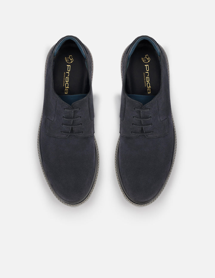 Zapato Blucher negro de piel con picado en puntera para hombre