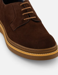 Zapato Blucher café de ante con detalle verde para hombre