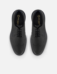 Zapato Blucher negro de piel con picado María en el empeine para hombre