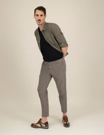 Zapato Inglés con combinación de piel y textil en color café para hombre