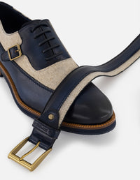 Zapato inglés con combinación de piel y textil en color azul para hombre