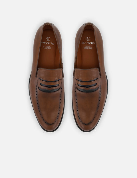 Mocasines con plantillas extraíbles y antifaz en piel color café para hombre