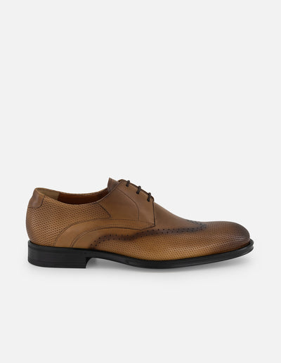Zapato blucher con picado y sombreado en piel color café para hombre