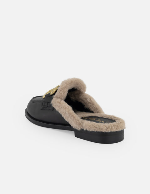 Mule negro piel para mujer con interior tipo pelo