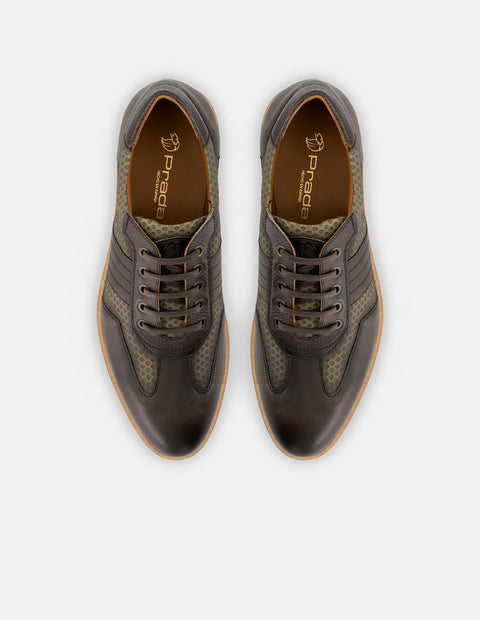 Oxford en piel napa color kaki con grabado para hombre