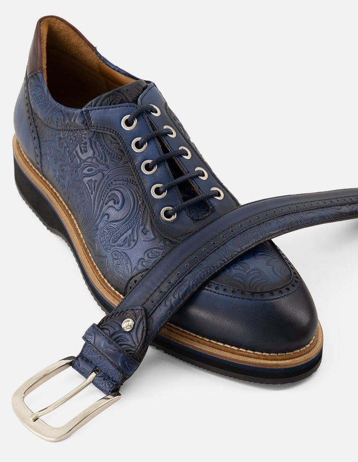 Zapato inglés azul piel grabada decorativa para hombre
