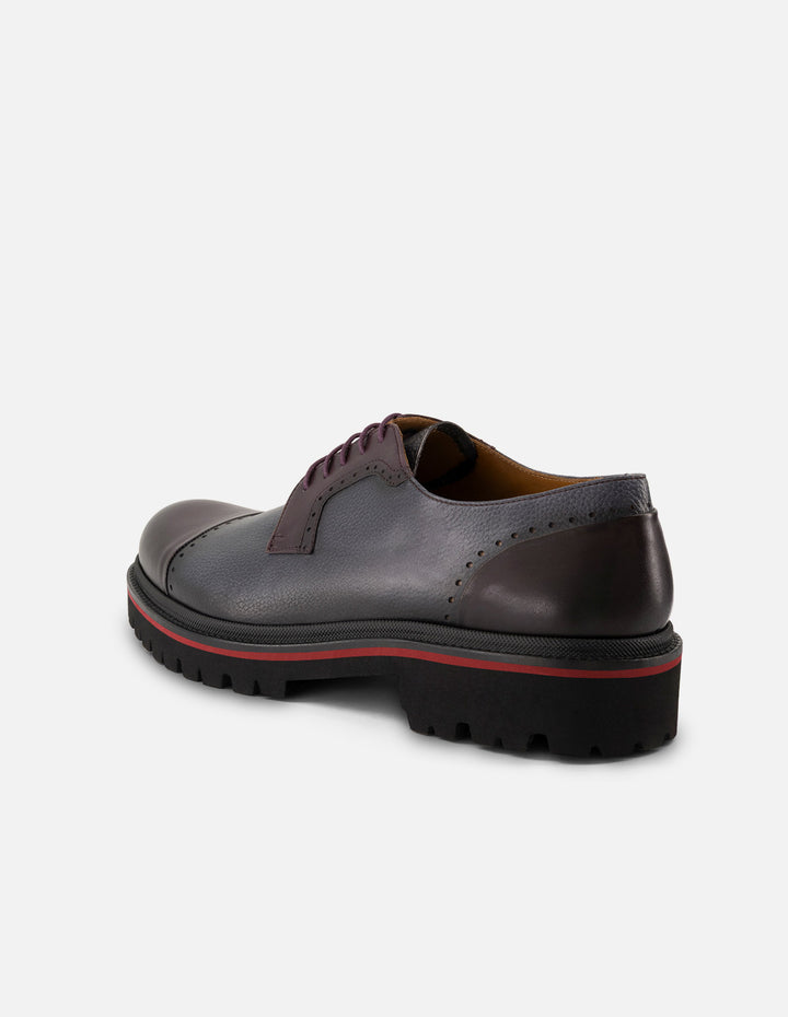 Zapato Blucher vino piel napa para hombre con picado y suela tipo combate