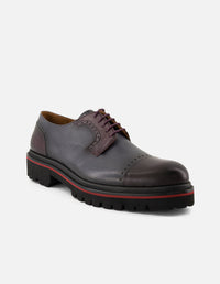 Zapato Blucher vino piel napa para hombre con picado y suela tipo combate