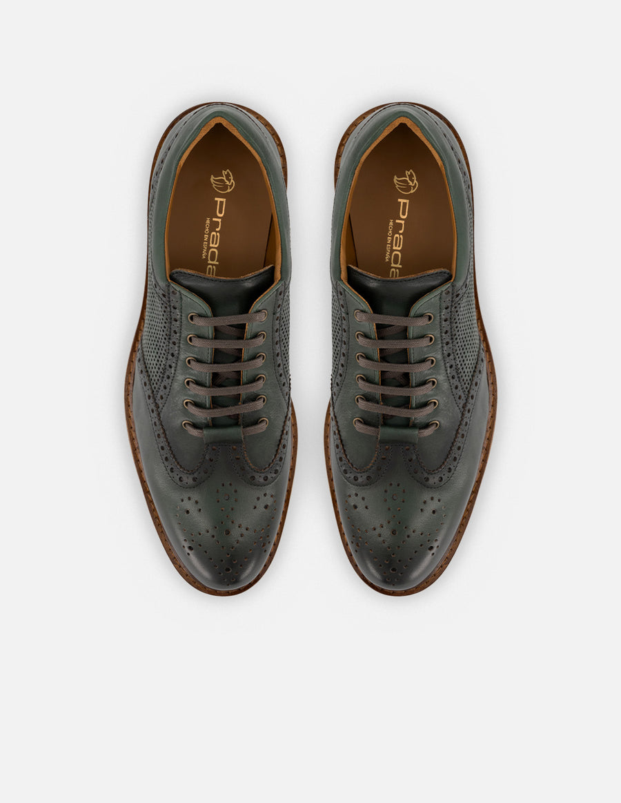 Oxford en piel color verde  con picado María para hombre