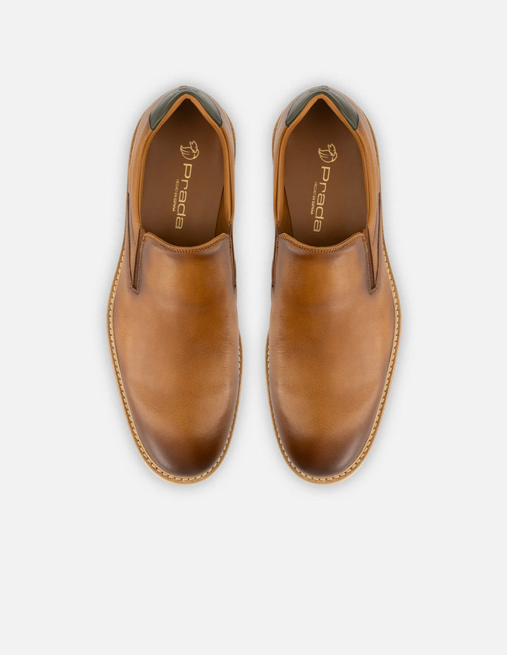 Mocasín en piel napa color cuero para hombre