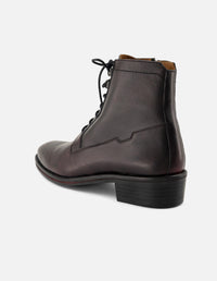 Botines vino de piel para hombre con detalles artesanales