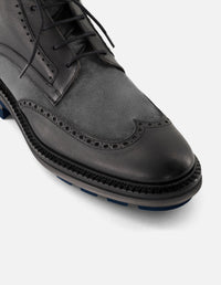 Botines gris en piel ante para hombre con detalles en picado