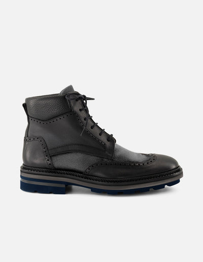 Botines gris en piel ante para hombre con detalles en picado