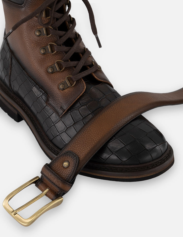 Botines café en piel para hombre grabado tipo coco