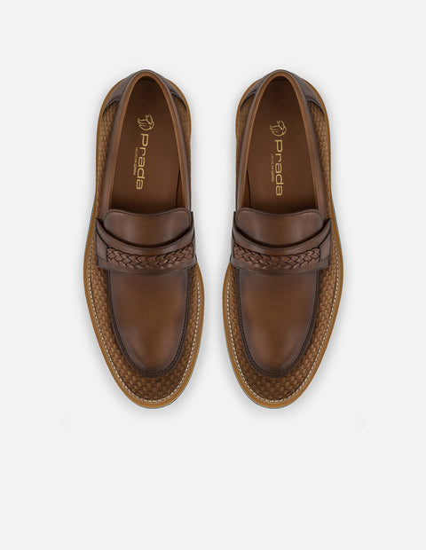 Mocasines con combinación de piel y textil en color café para hombre