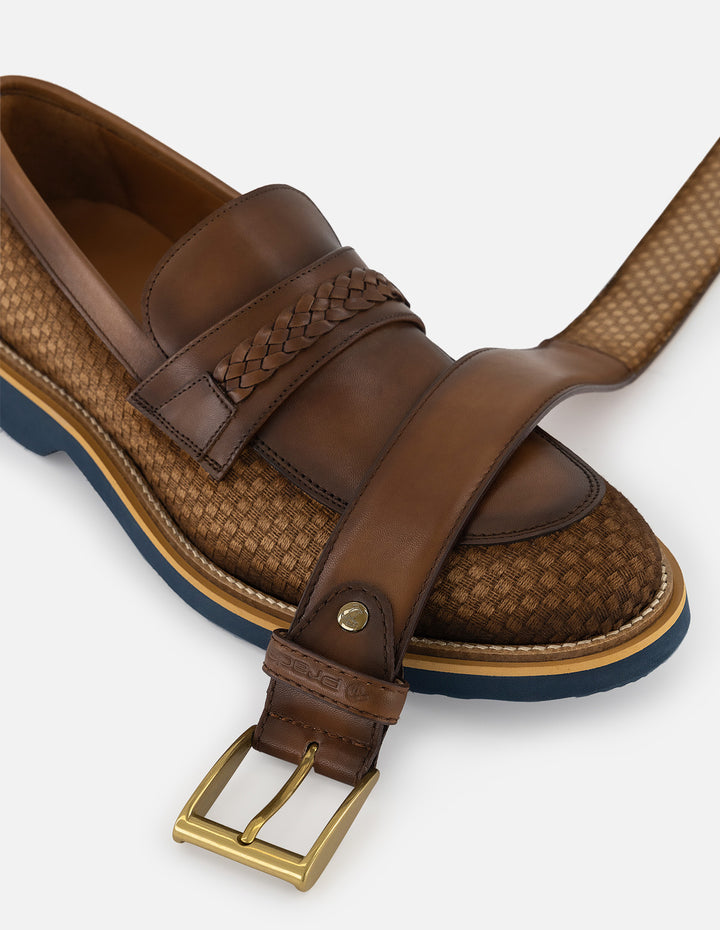 Mocasines con combinación de piel y textil en color café para hombre